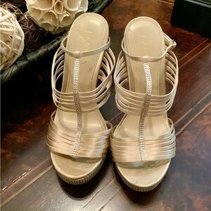 LAUREN RALPH LAUREN RHINESTONES AND ADJUSTABLE ANKLE STRAP SIZE 7